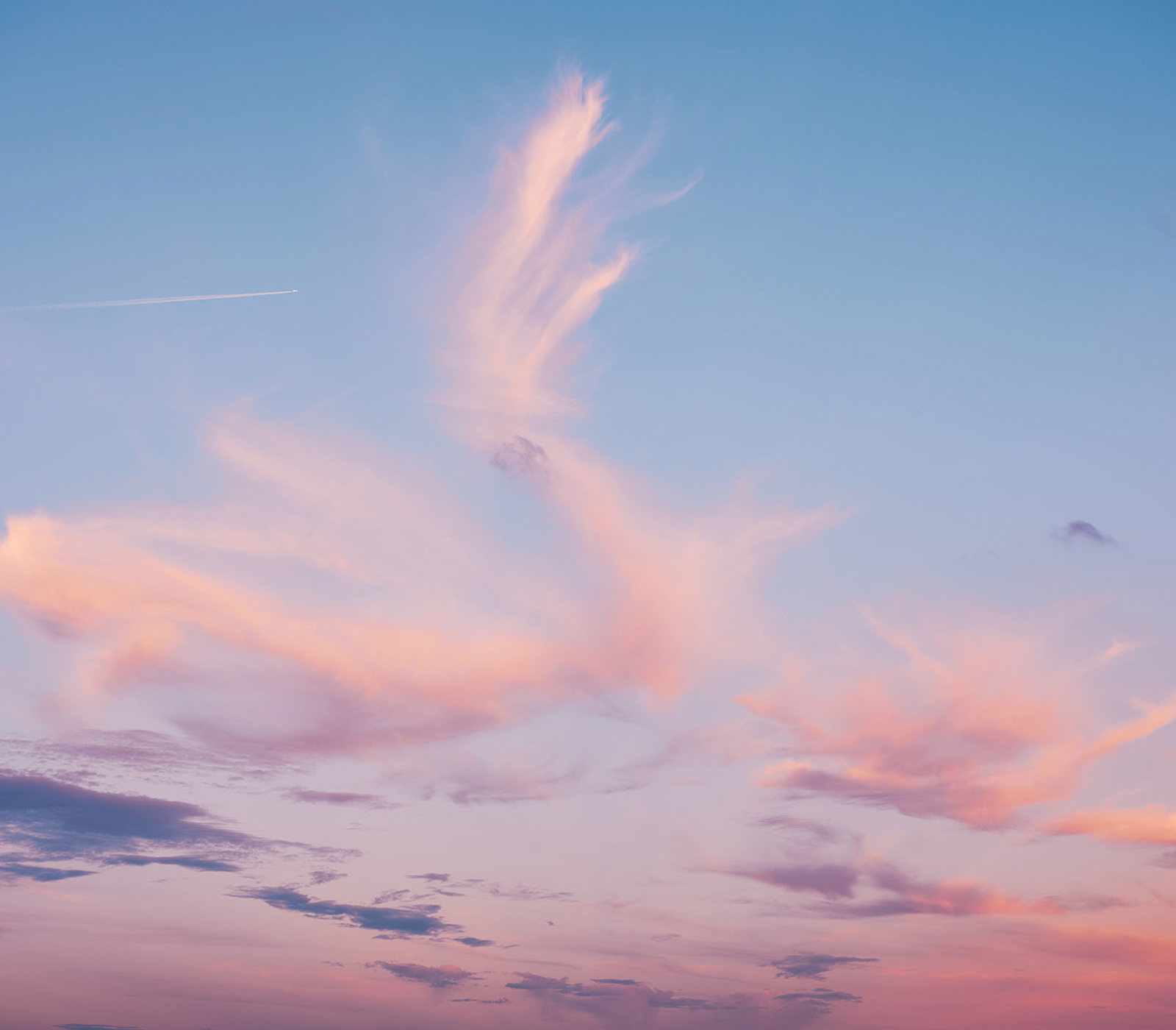 Bilde av rosa skyer