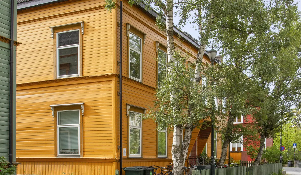 Løkkegata 1 - Eiendom